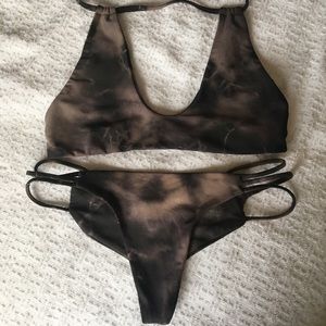 Bettinis 2 piece Tie Dye Bikini Set